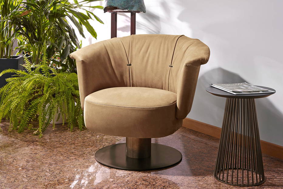 Luna Armchair