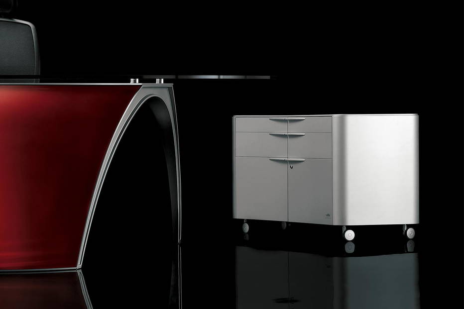 Luna mobile credenza by Uffix