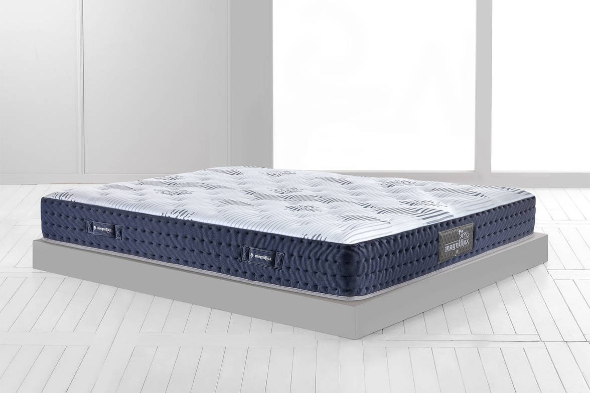 Magnicool soft 10 mattress side view by Magniflex Magnicool soft 10 mattress side view by Magniflex