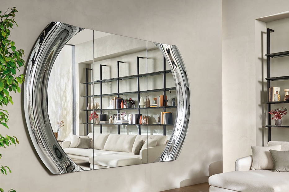 Magnifico Mirror