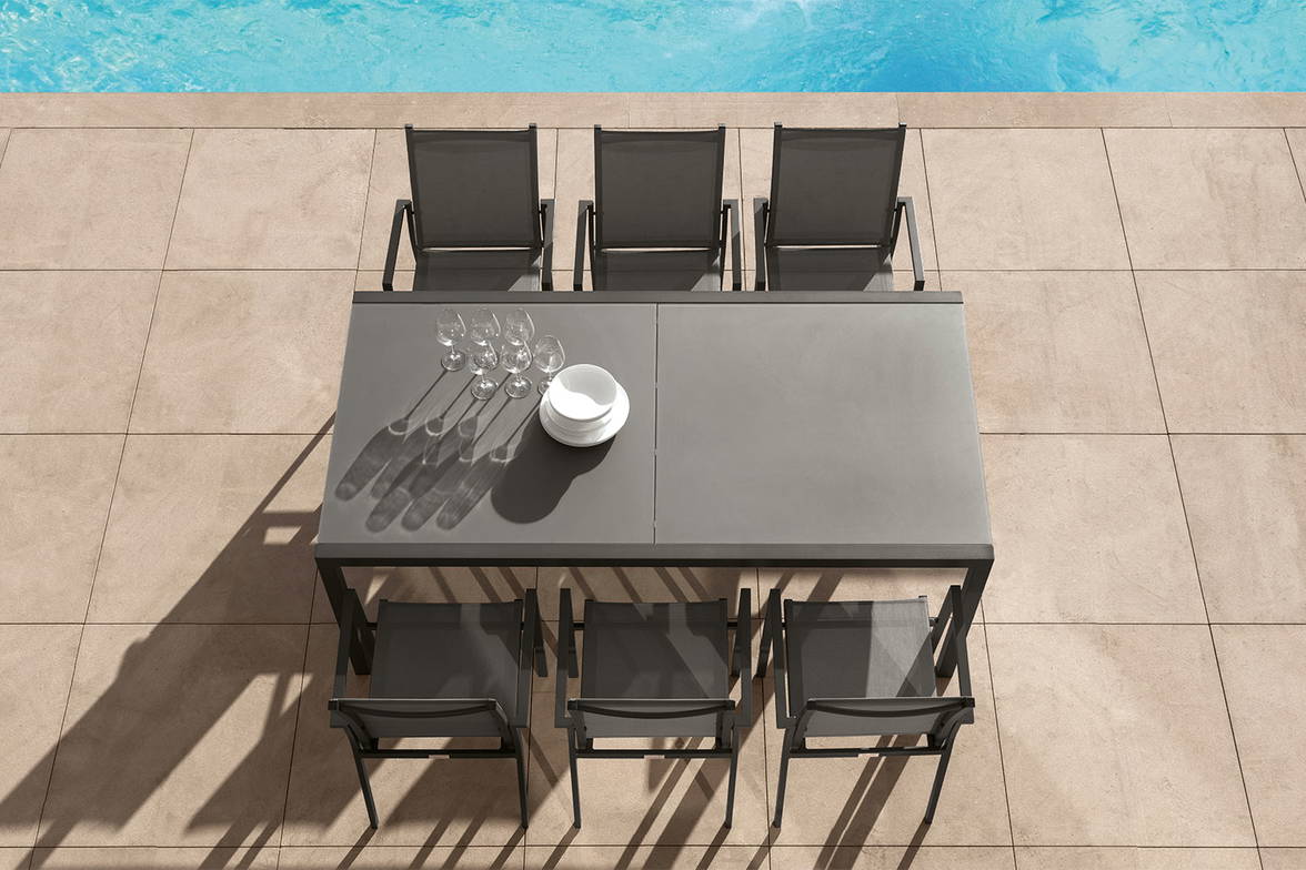 Maiorca extension dining table by Talenti Maiorca extension dining table by Talenti