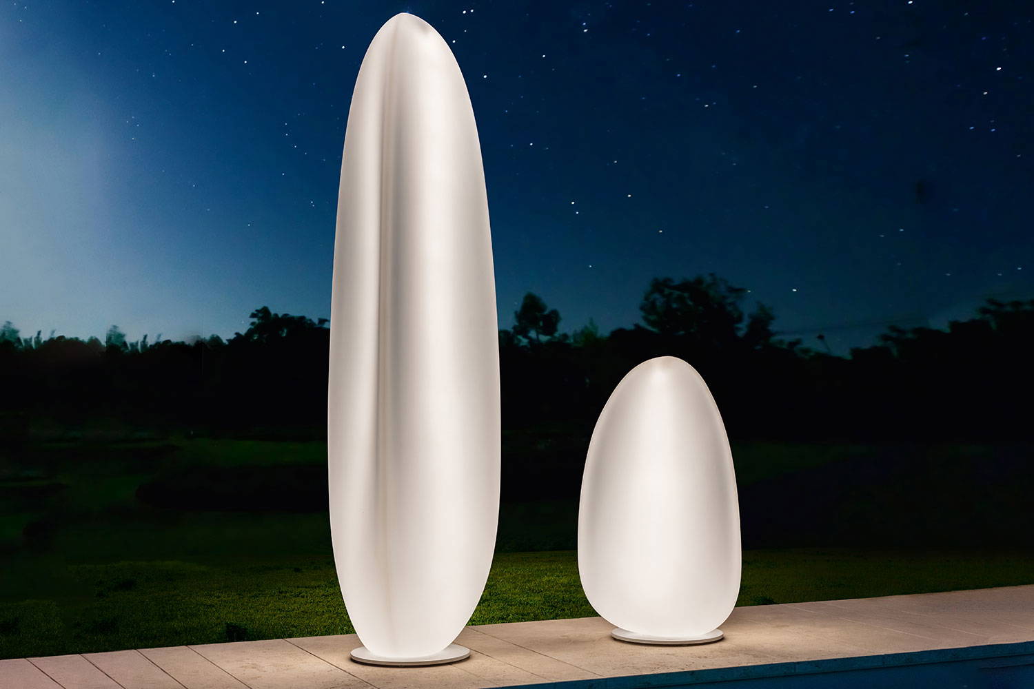 Male Outdoor Lamp