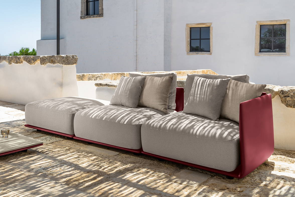 Male Sofa with Peninsula by Talenti Male Sofa with Peninsula by Talenti