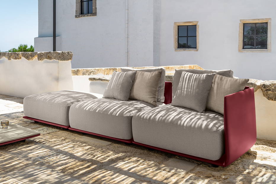 Male Sofa with Peninsula