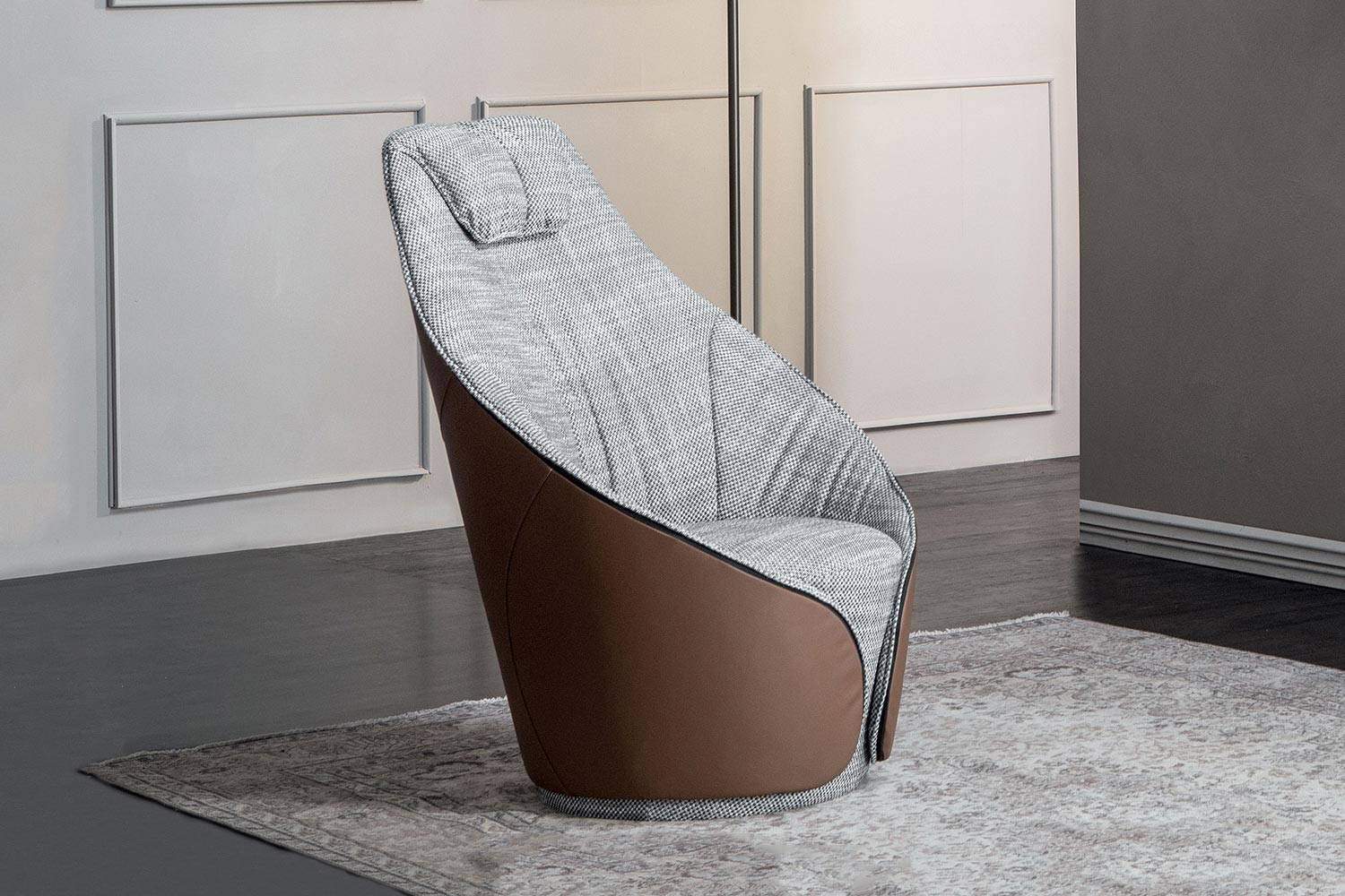Mama High Armchair