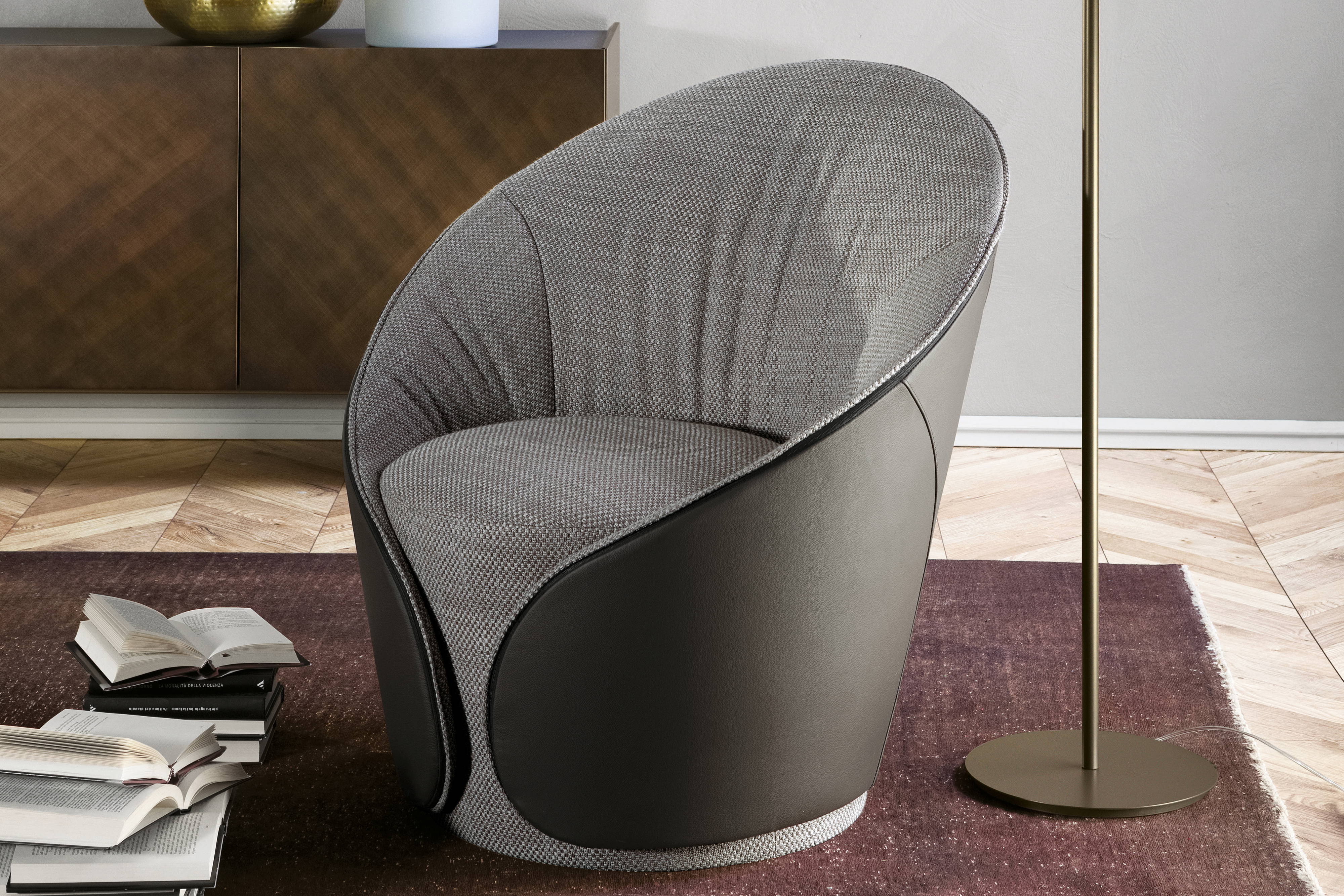 Mama Low Armchair