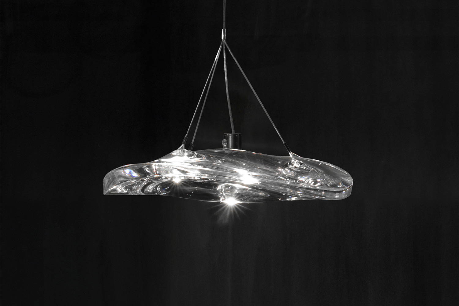 Manta Pendant Light
