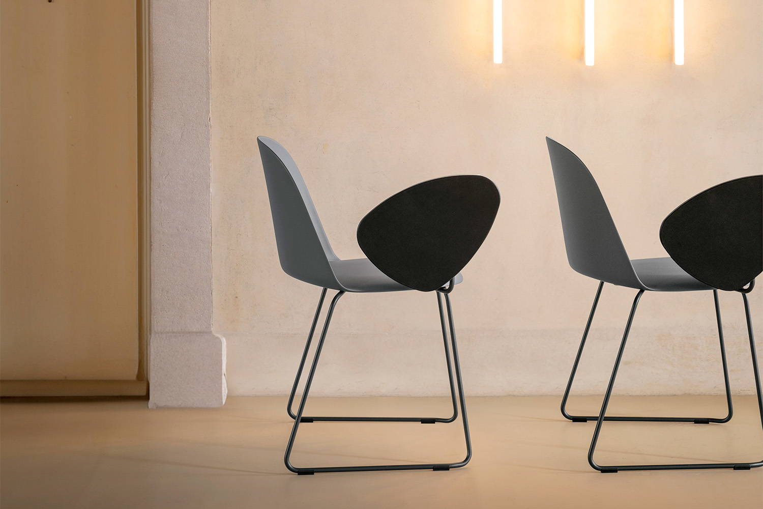 Mariolina Sled Conference Chair (Set of 2)