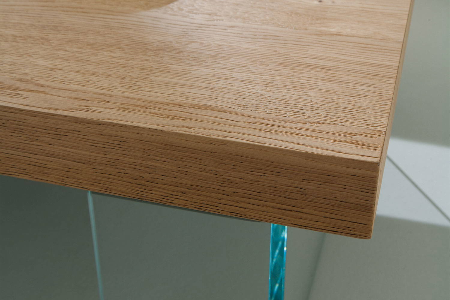 Markus Lift-Up Coffee Table by Ozzio Italia | room service 360°