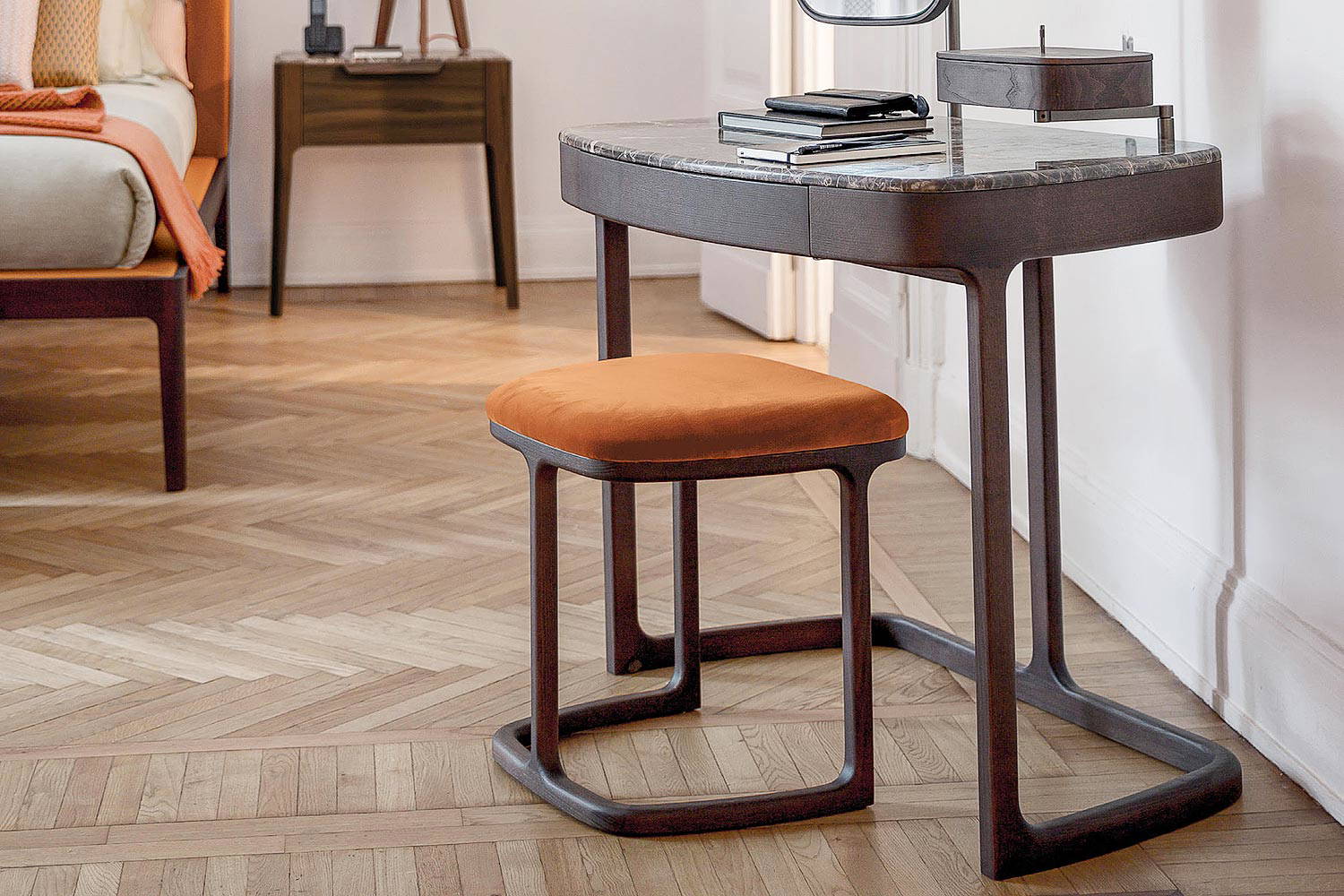 Maskara desk and stool by Porada in a bedroom setting