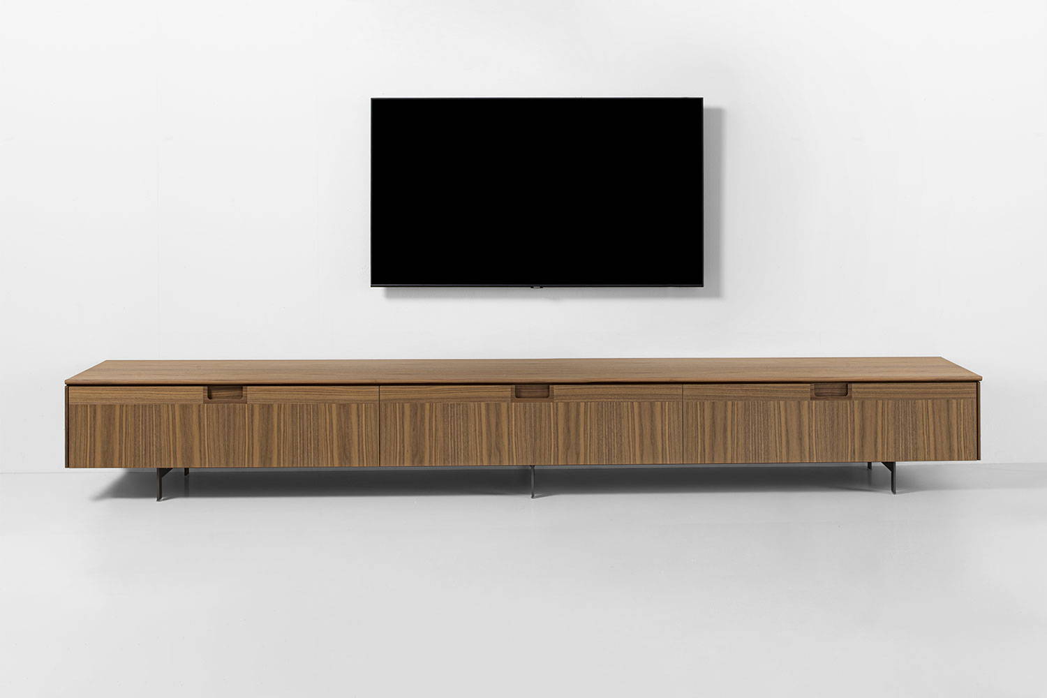 Matics TV Stand by Porada | room service 360°