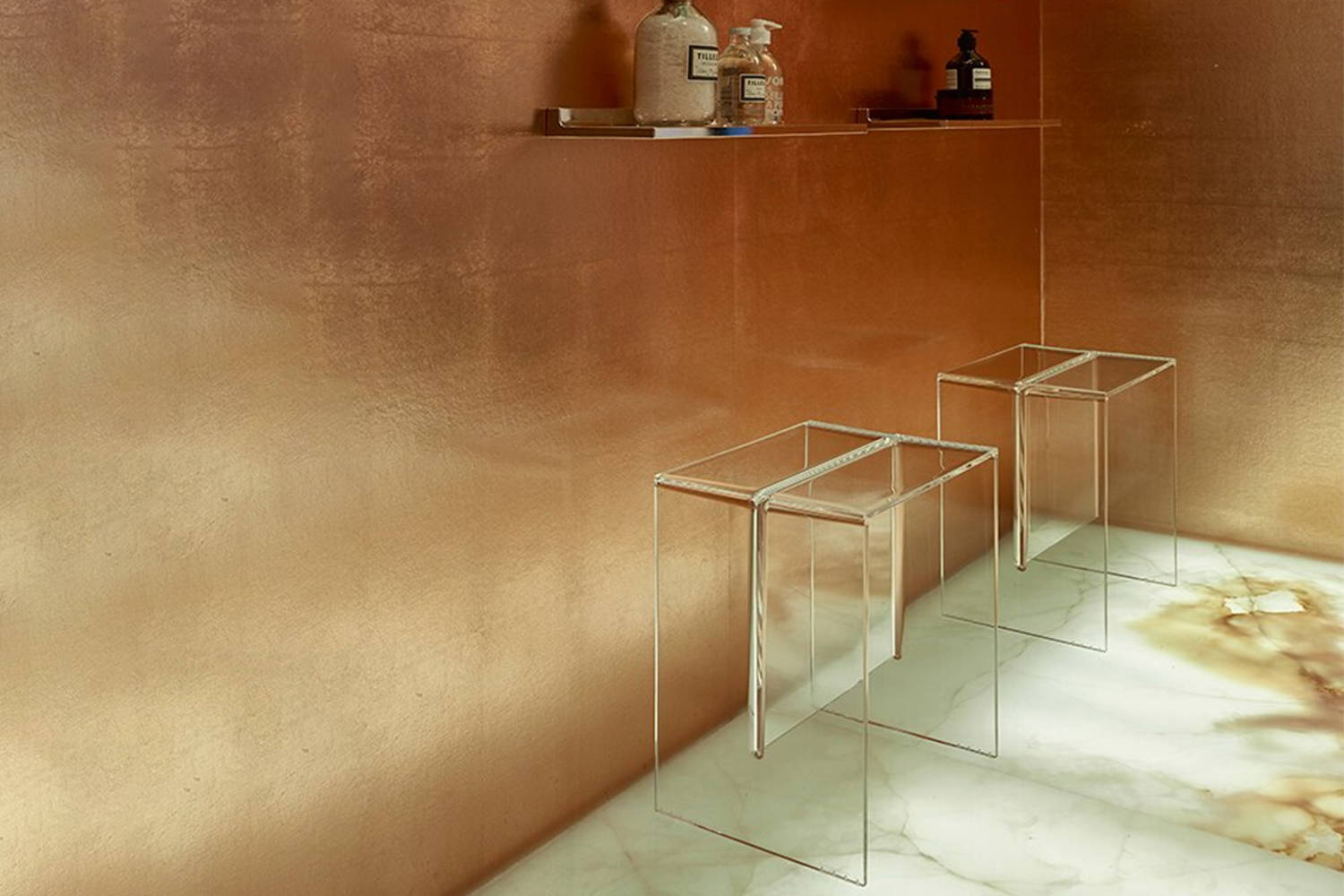 Max-Beam End Table by Kartell | room service 360°