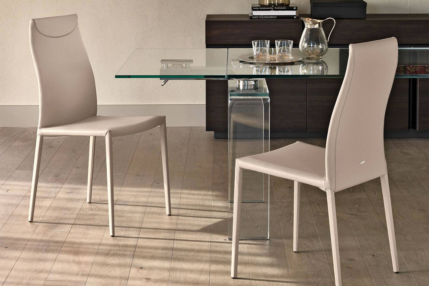 Maya Flex dining chairs with Azimut table by Cattelan Italia