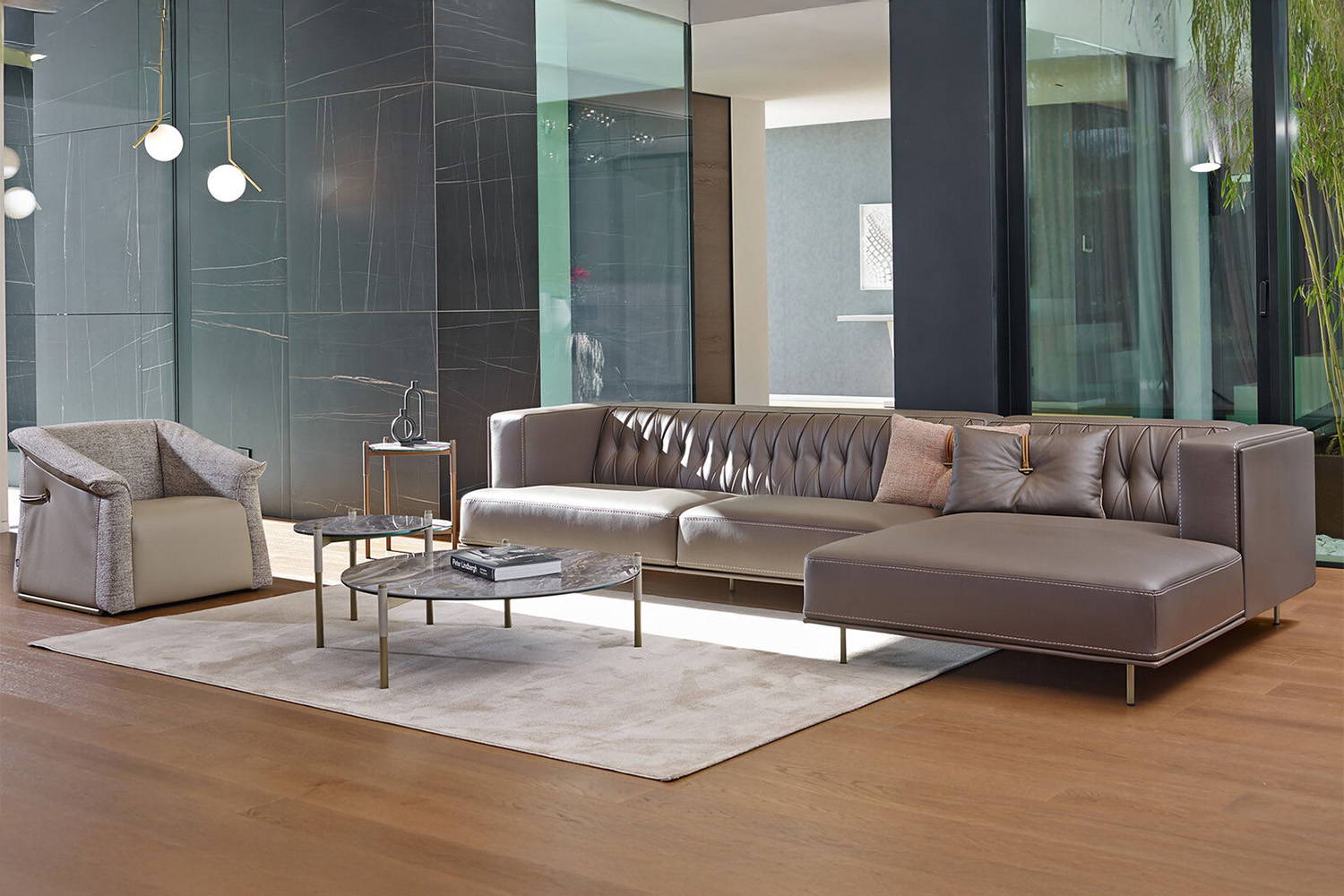 McQueen Sectional Sofa with Chaise