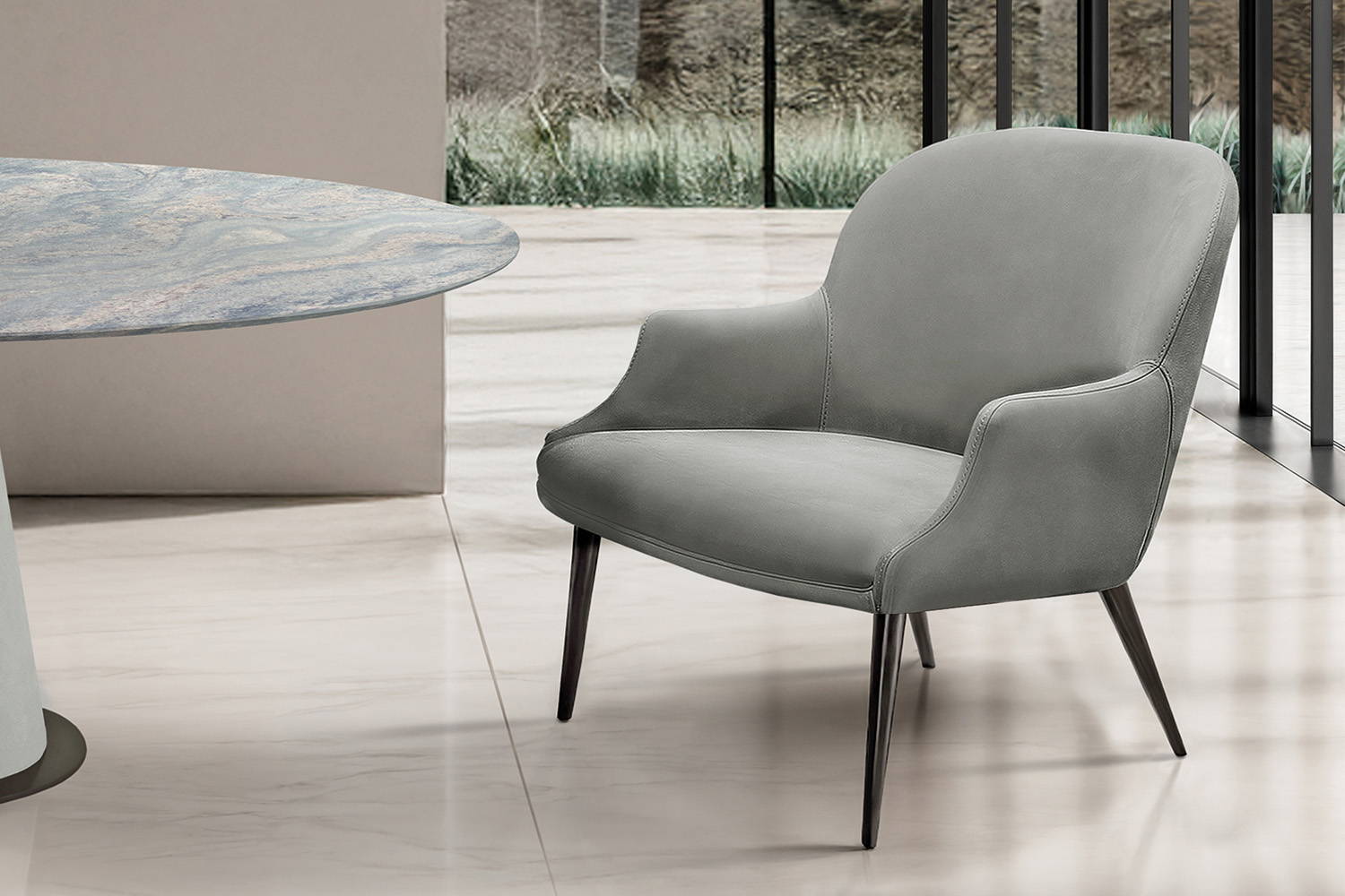 Medea Lounge Chair