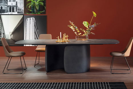 Mellow Dining Table