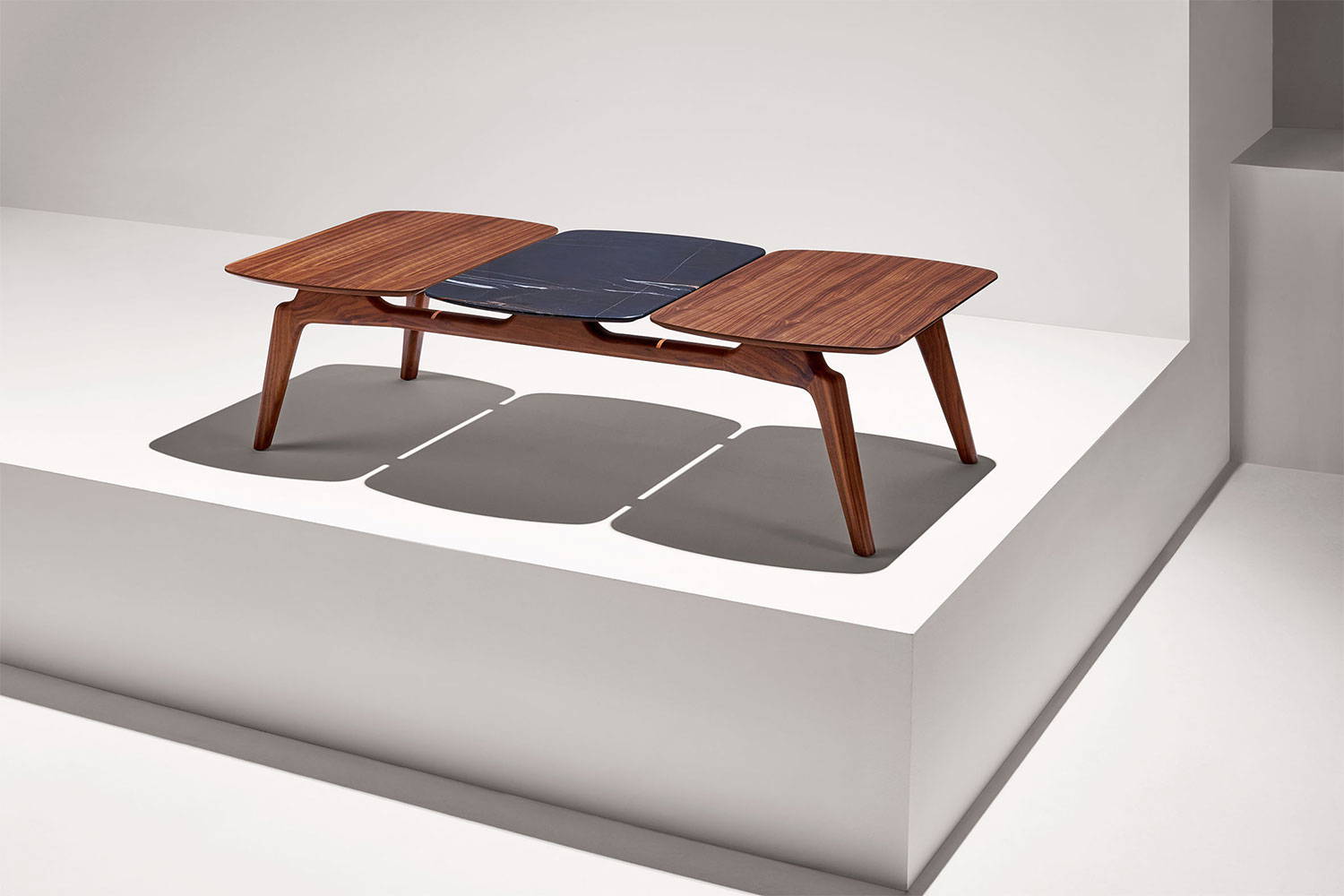 Mesa Mixta coffee table by Nomon