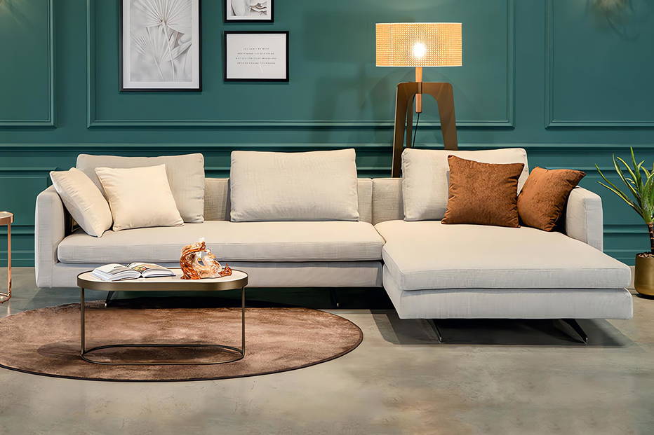 Metropolis Sectional Sofa with Chaise by Tonin Casa