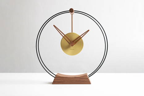 The Mini Aire clock from Jose Maria Reina for Nomon.