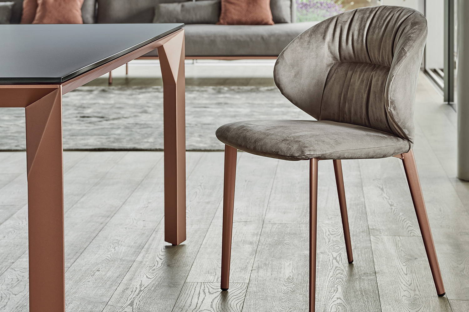 Mirage Dining Table by Bontempi Casa | room service 360°
