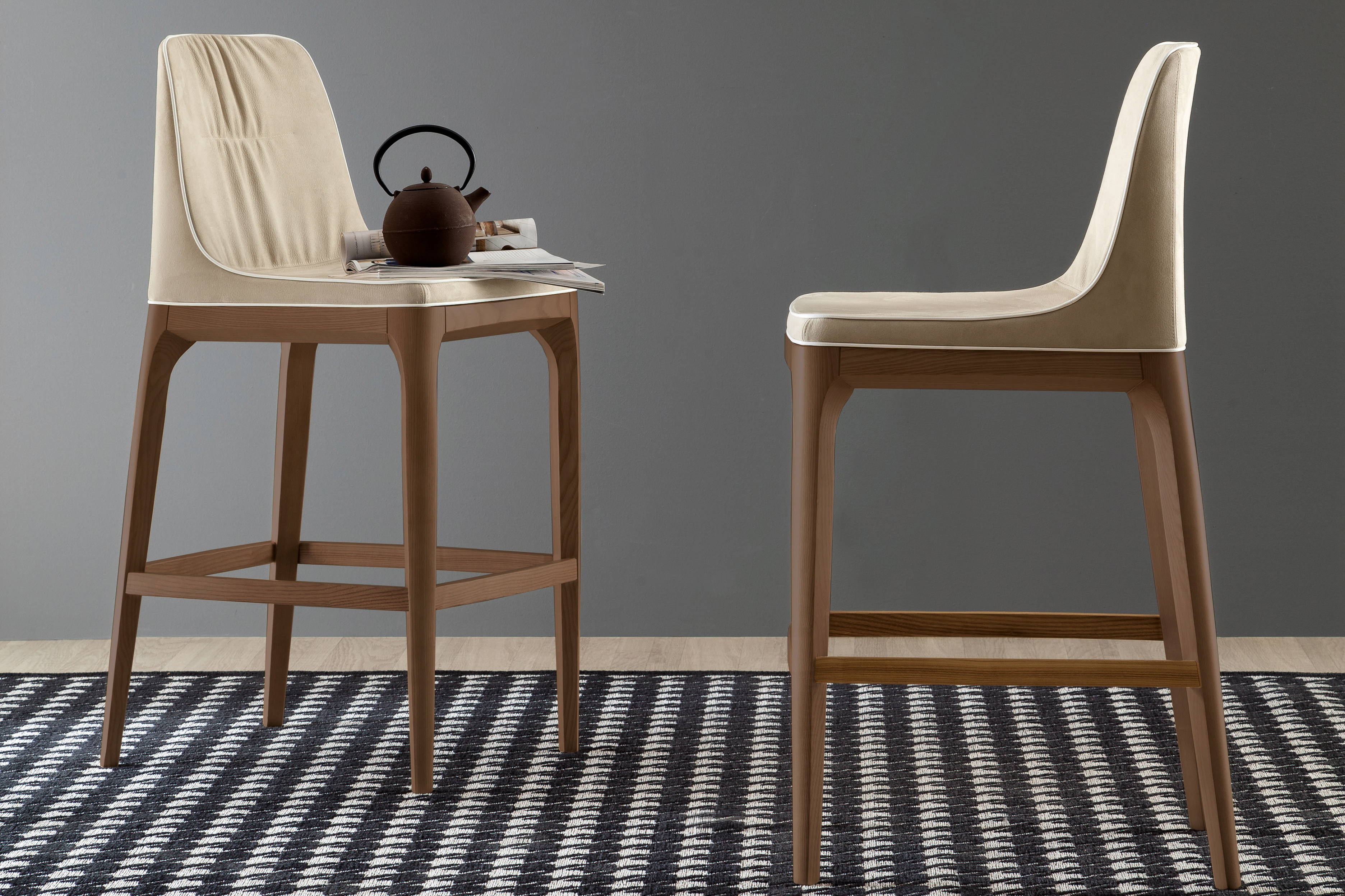 Mivida Bar Stool