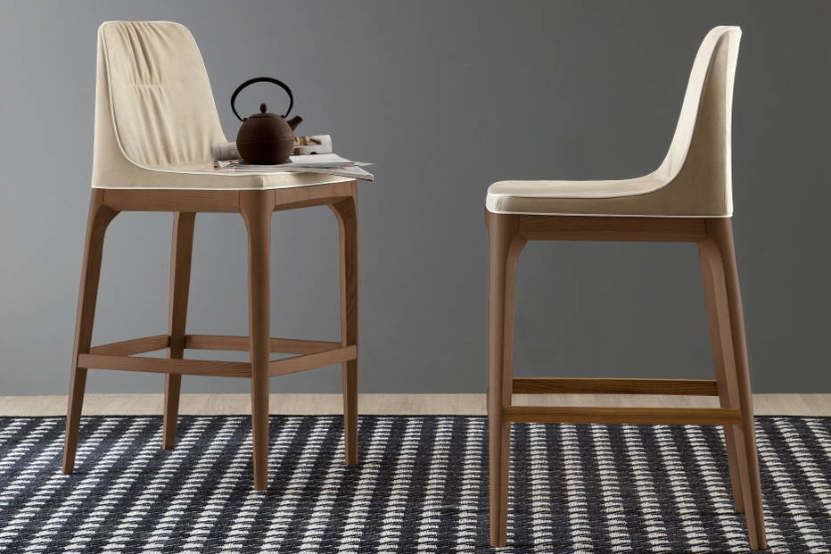 Mivida bar stools by Tonin Casa