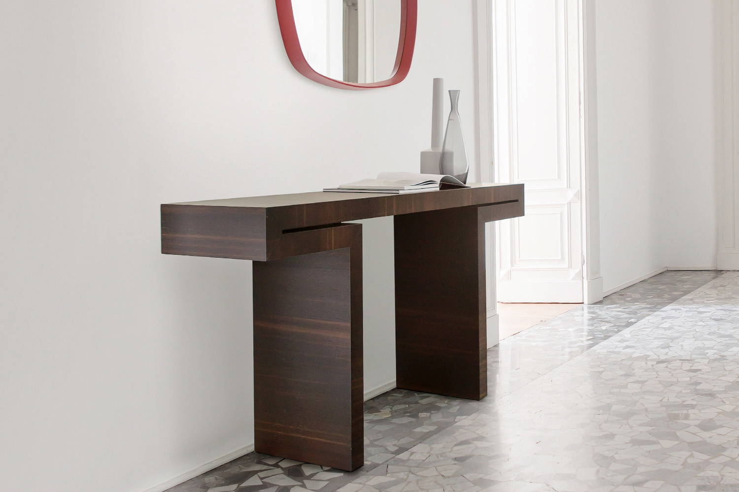 Miyabi Console Table by Porada | room service 360°