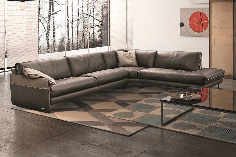 Mood corner sectional sofa with peninsula