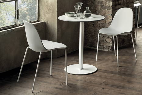 Mood dining chair designed by Pocci & Dondoli for Bontempi Casa