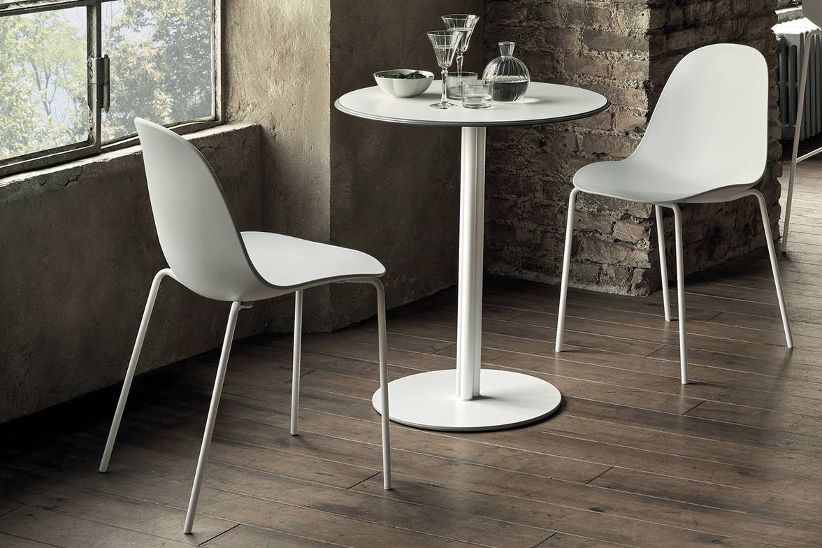 Mood dining chair designed by Pocci & Dondoli for Bontempi Casa Mood dining chair designed by Pocci & Dondoli for Bontempi Casa