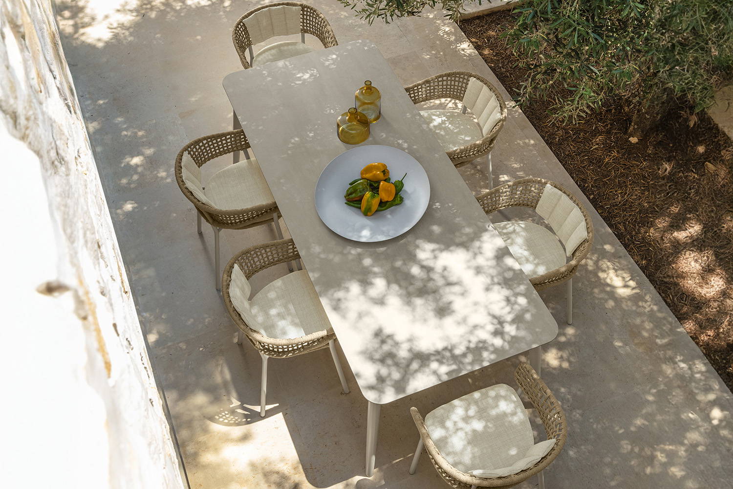 Moon Alu Extension Ceramic Dining Table