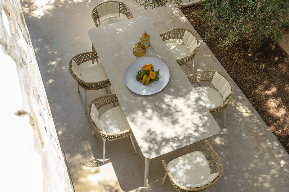 Moon Alu Extension Ceramic Dining Table