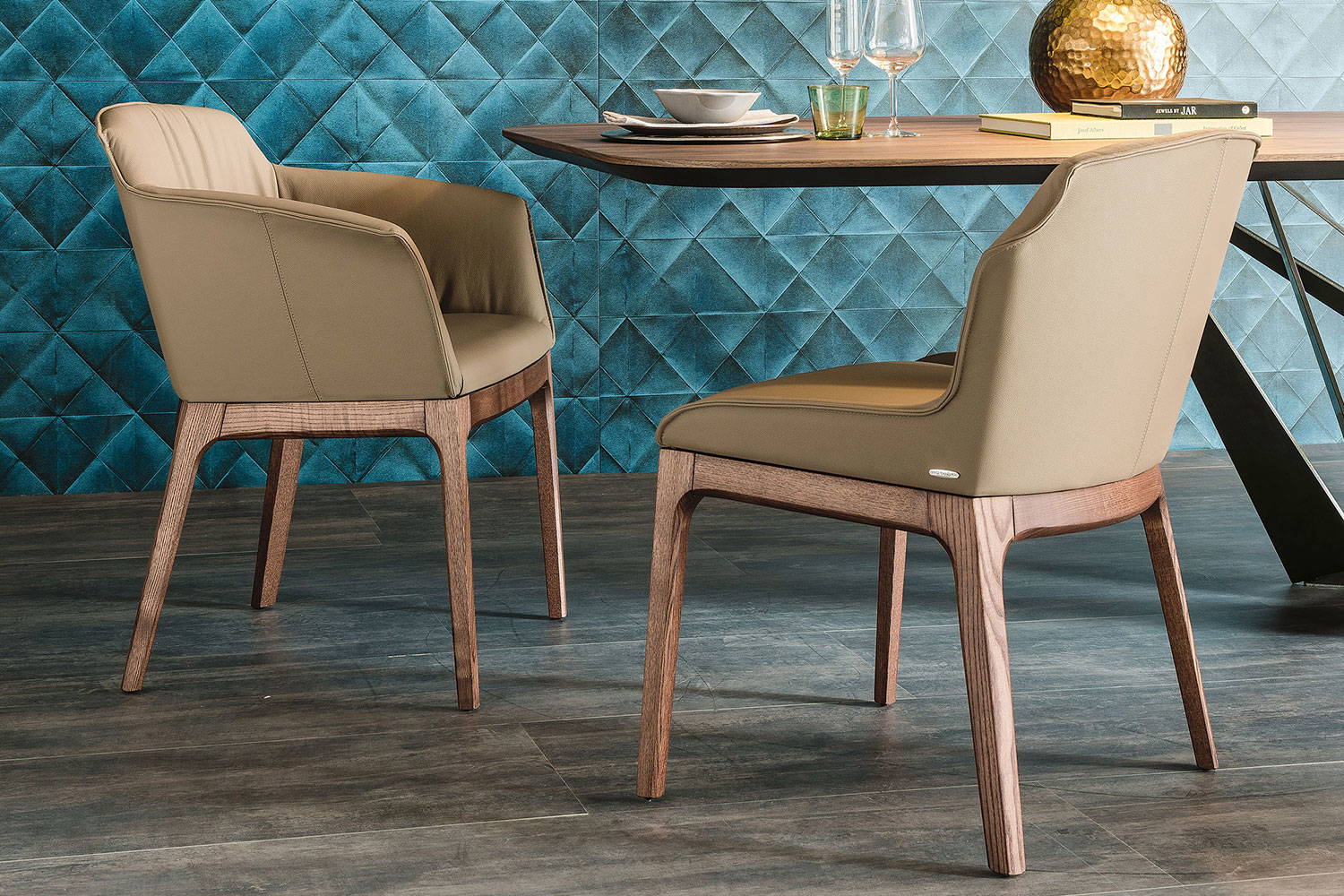 Musa dining chairs with Skorpio Wood table by Cattelan Italia