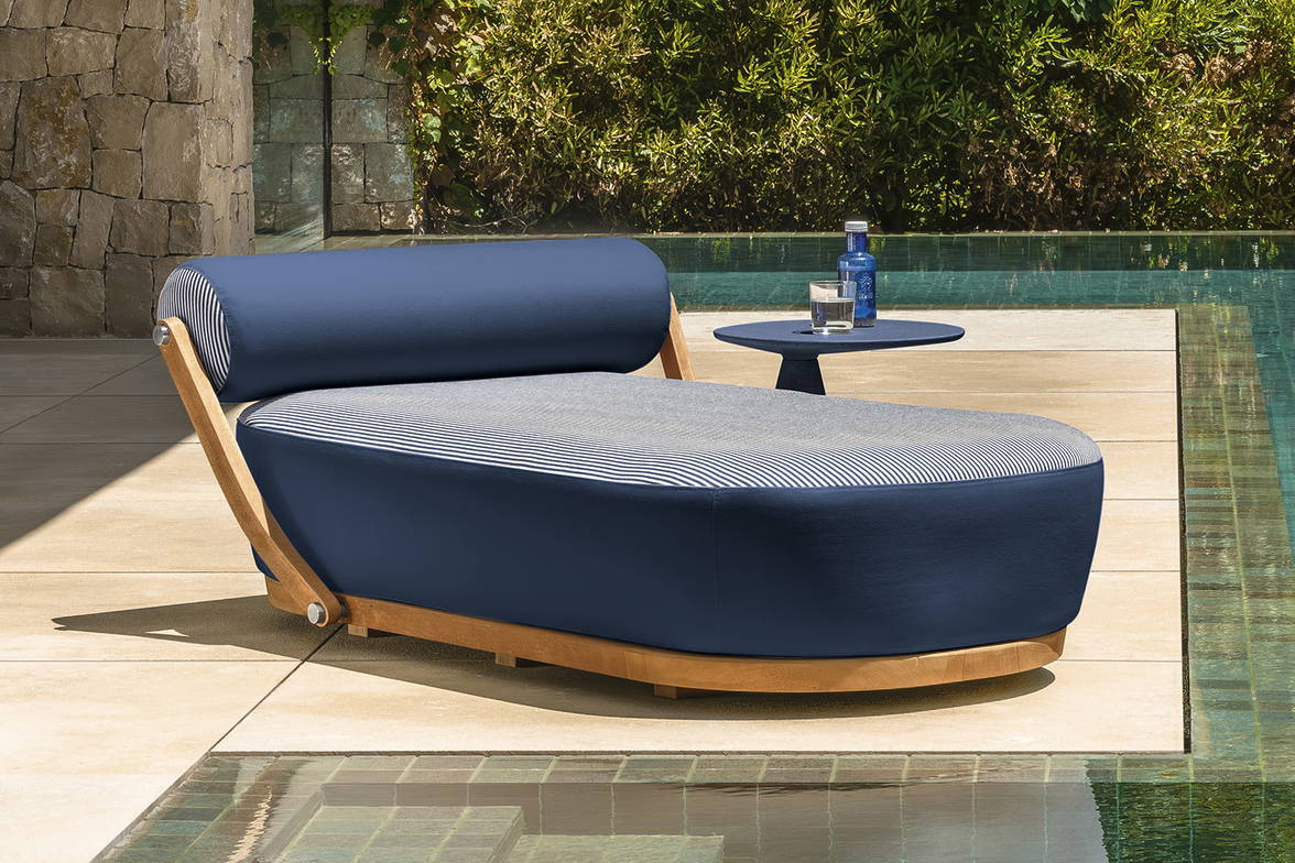 Nami chaise lounge by Talenti Nami chaise lounge by Talenti