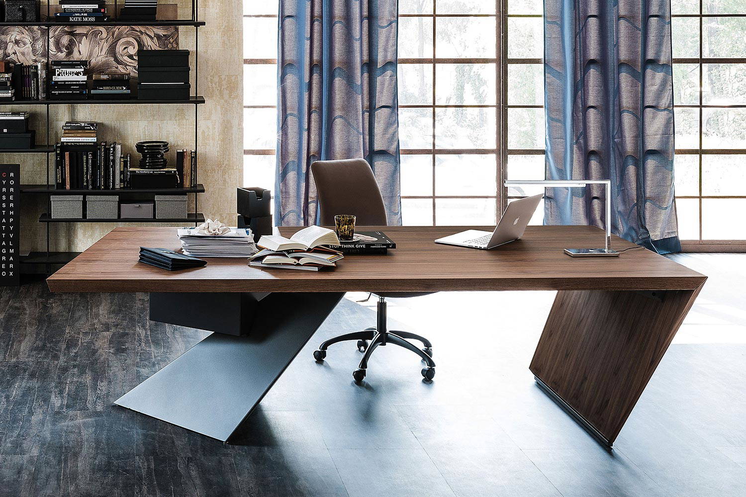 Nasdaq Office Desk by Cattelan Italia | room service 360°