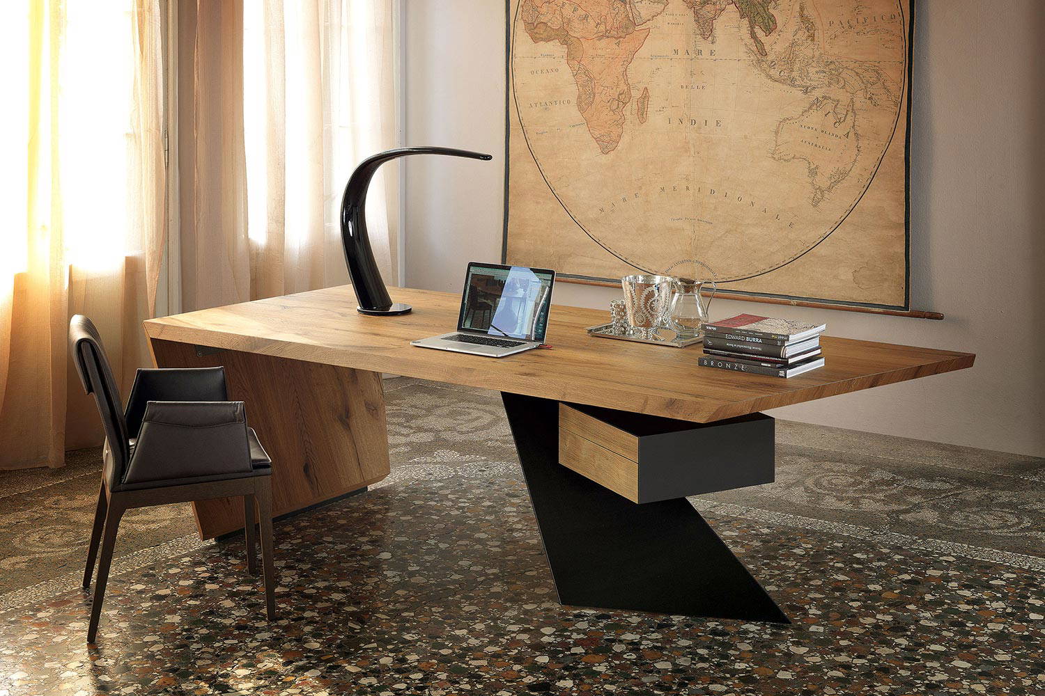 Nasdaq Office Desk