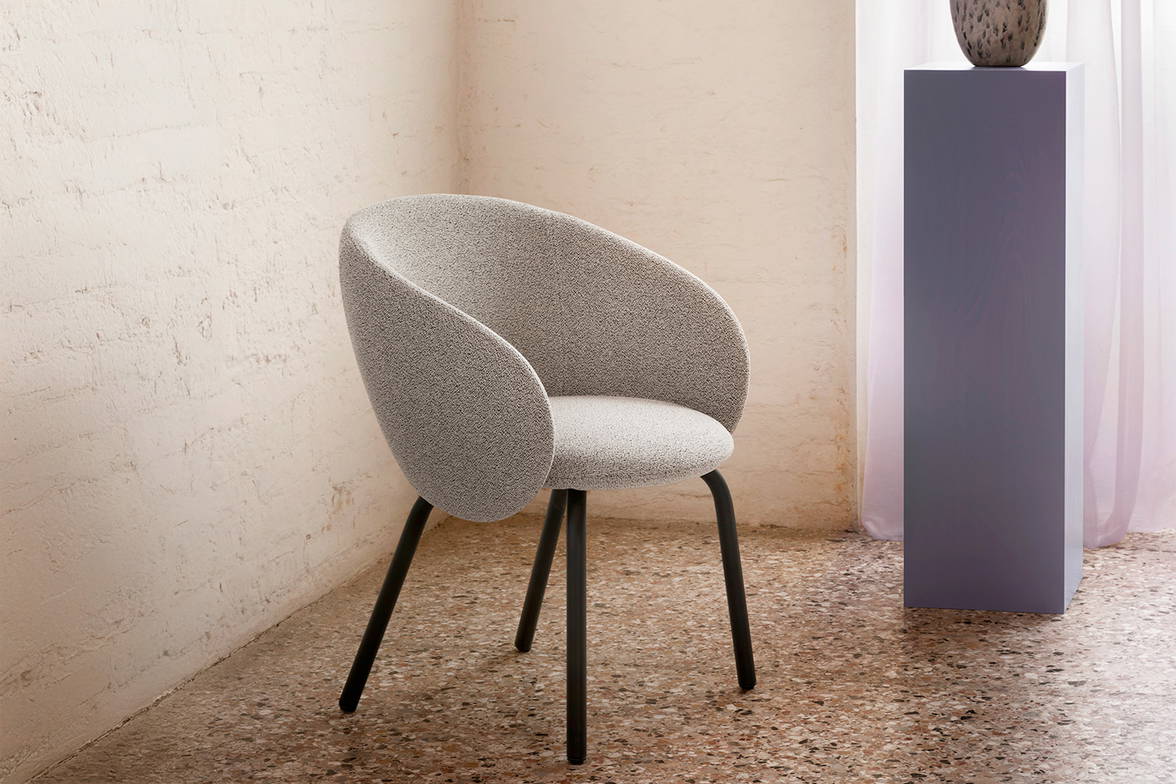 Nebula Tube Dining Chair designed by E-ggs Studio Nebula Tube Dining Chair designed by E-ggs Studio