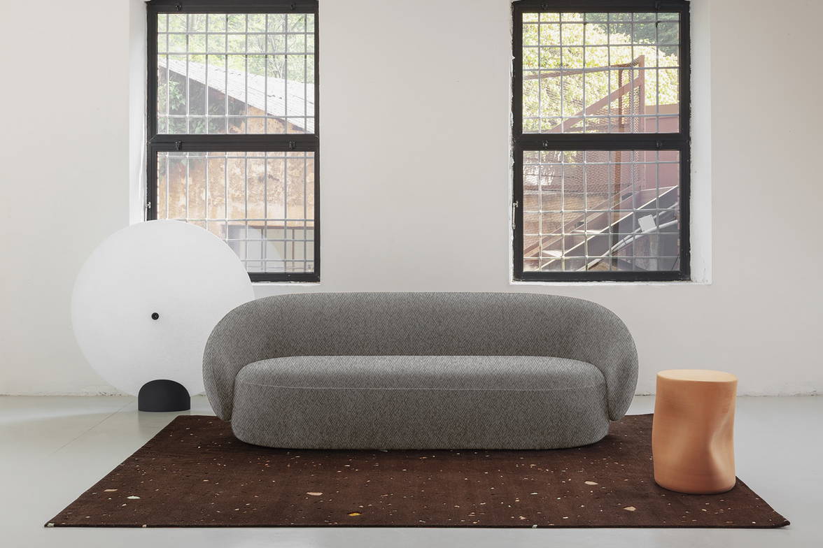 Nebulone Outdoor Sofa dsesigned by E-ggs Studio Nebulone Outdoor Sofa dsesigned by E-ggs Studio
