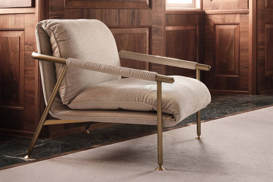 Nicole Armchair by Nicoline Italia