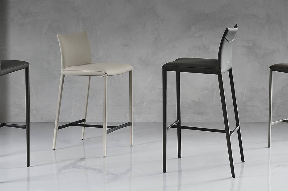 Norma Bar Stool