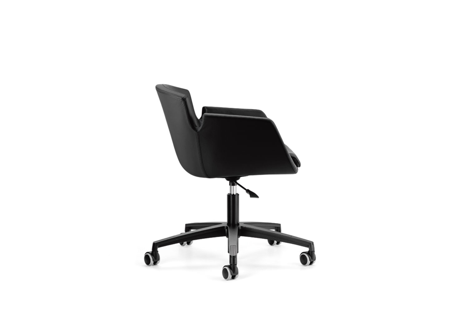 Nubia low back office chair by Uffix