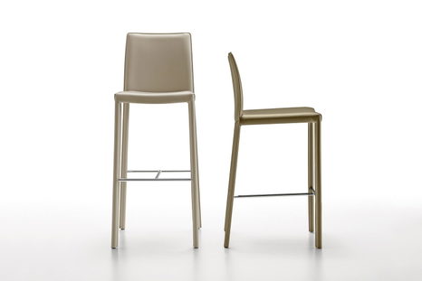 Nuvola Hard Leather Bar Stool