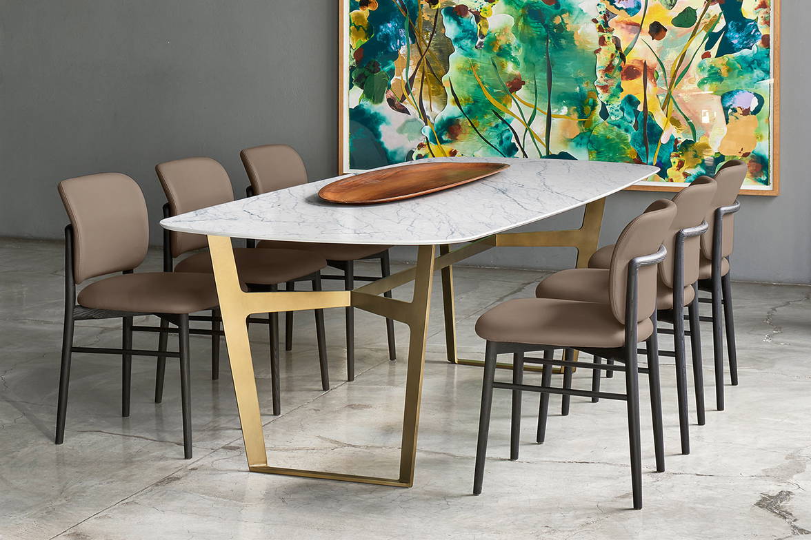 Obi ceramic dining table with Alice chairs by San Giacomo Obi ceramic dining table with Alice chairs by San Giacomo