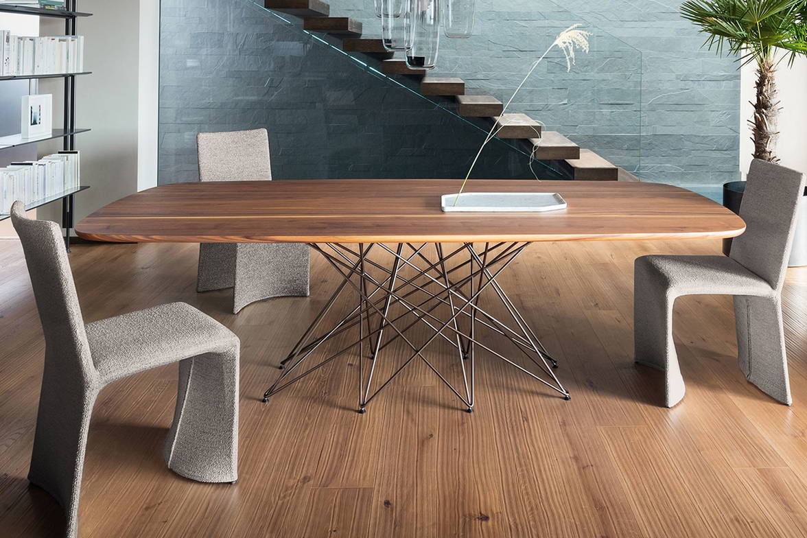 Octa oblong wood dining table with Ketch dining chairs by Bonaldo Octa oblong wood dining table with Ketch dining chairs by Bonaldo