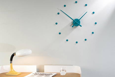 OJ Mini clock with ultramarine color