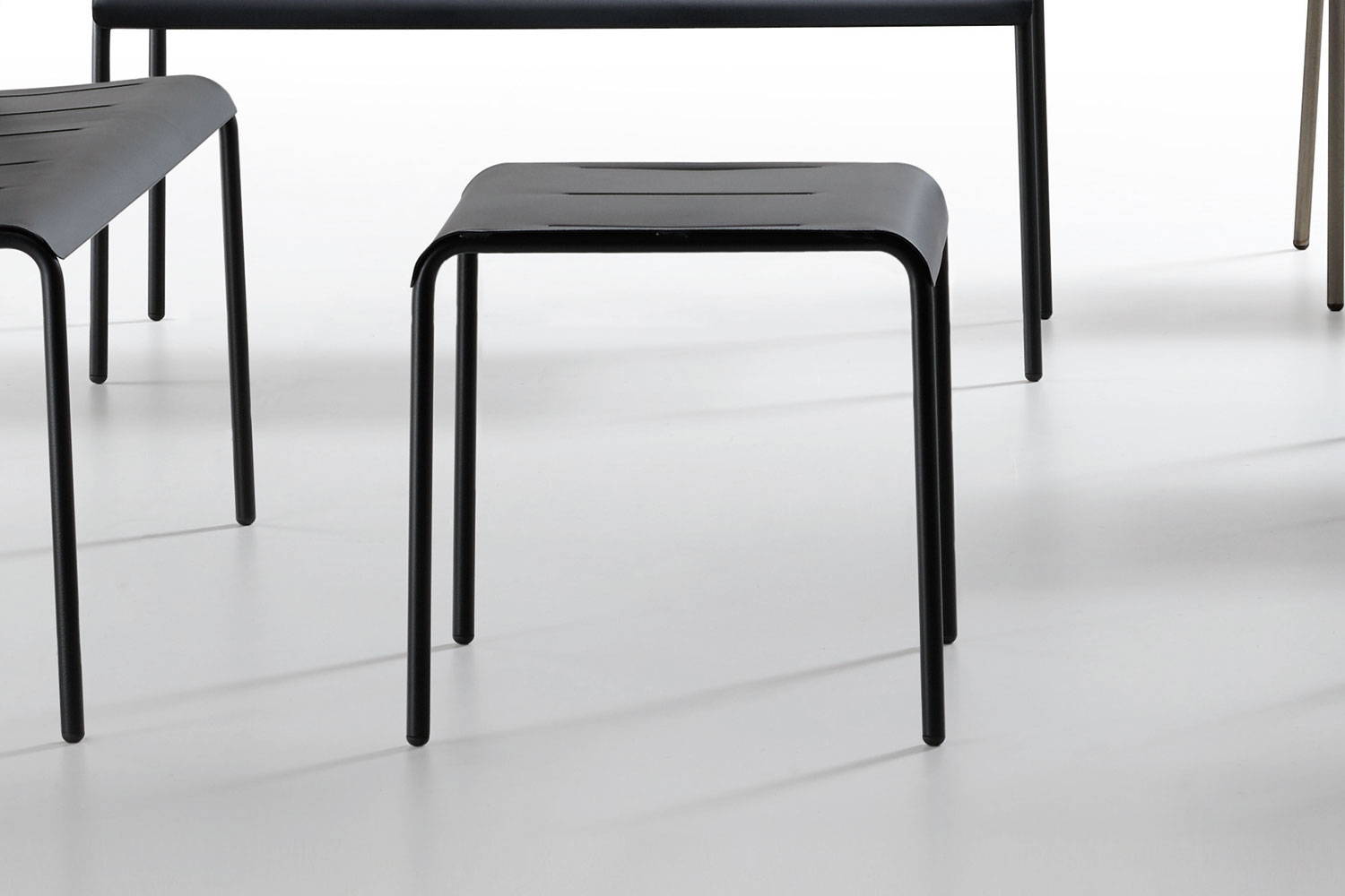 Ola End Table