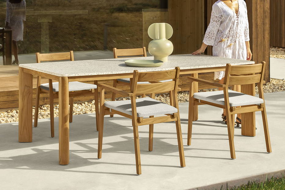 Oliver Dining Table
