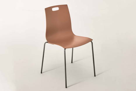 Olly dining chair in caramel polypropylene