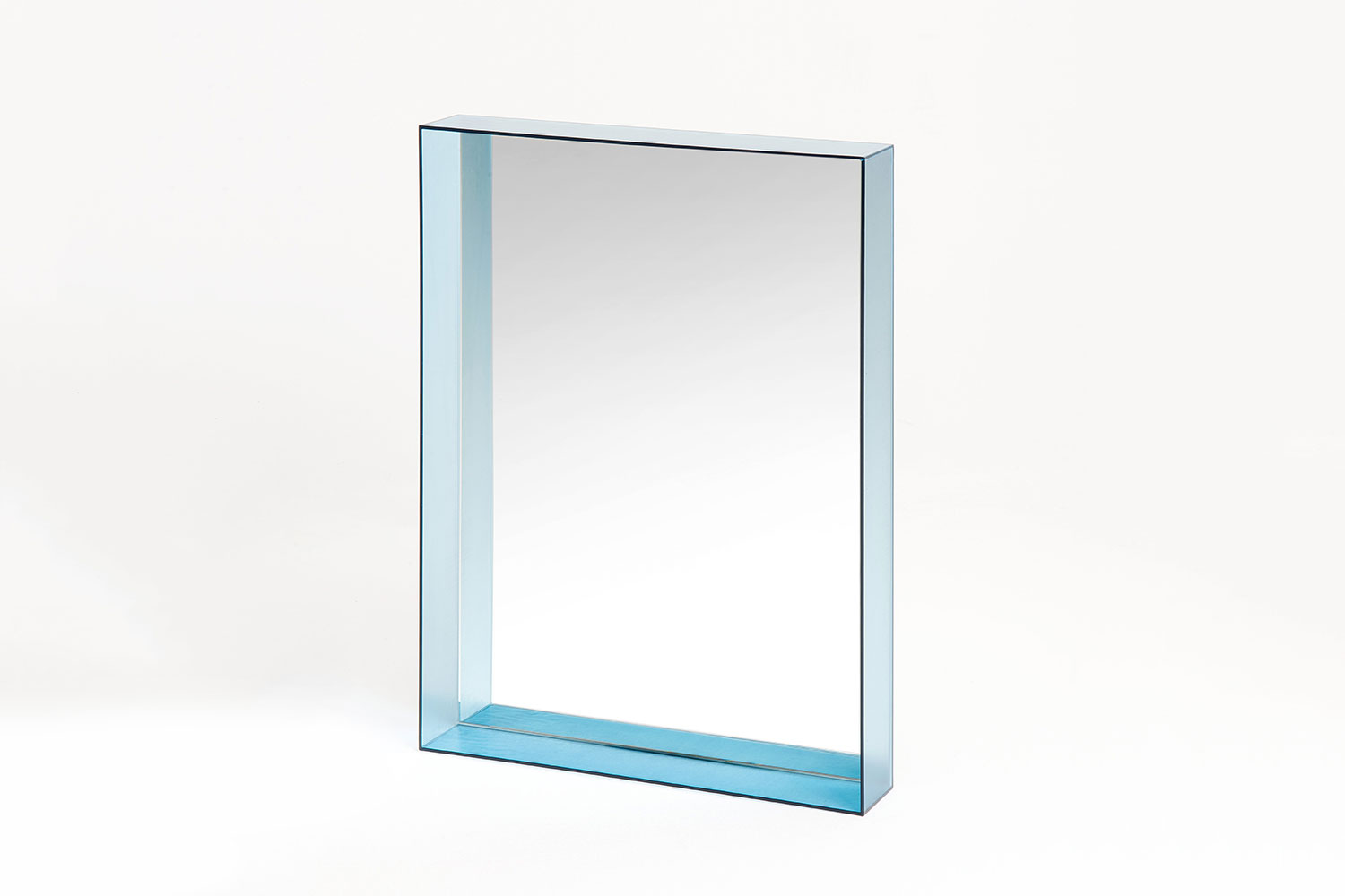 Only Me Mirror Quickship by Kartell | room service 360°