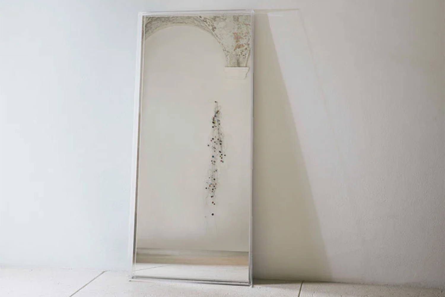 Only Me Mirror Quickship by Kartell | room service 360°